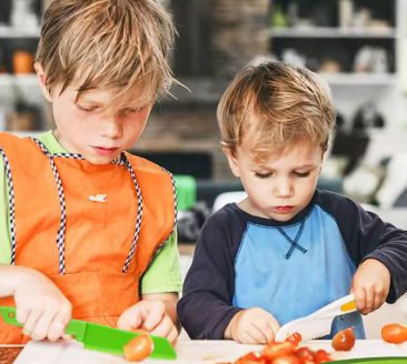 סט כלי מטבח מונטסורי לילדים 🍳🔪